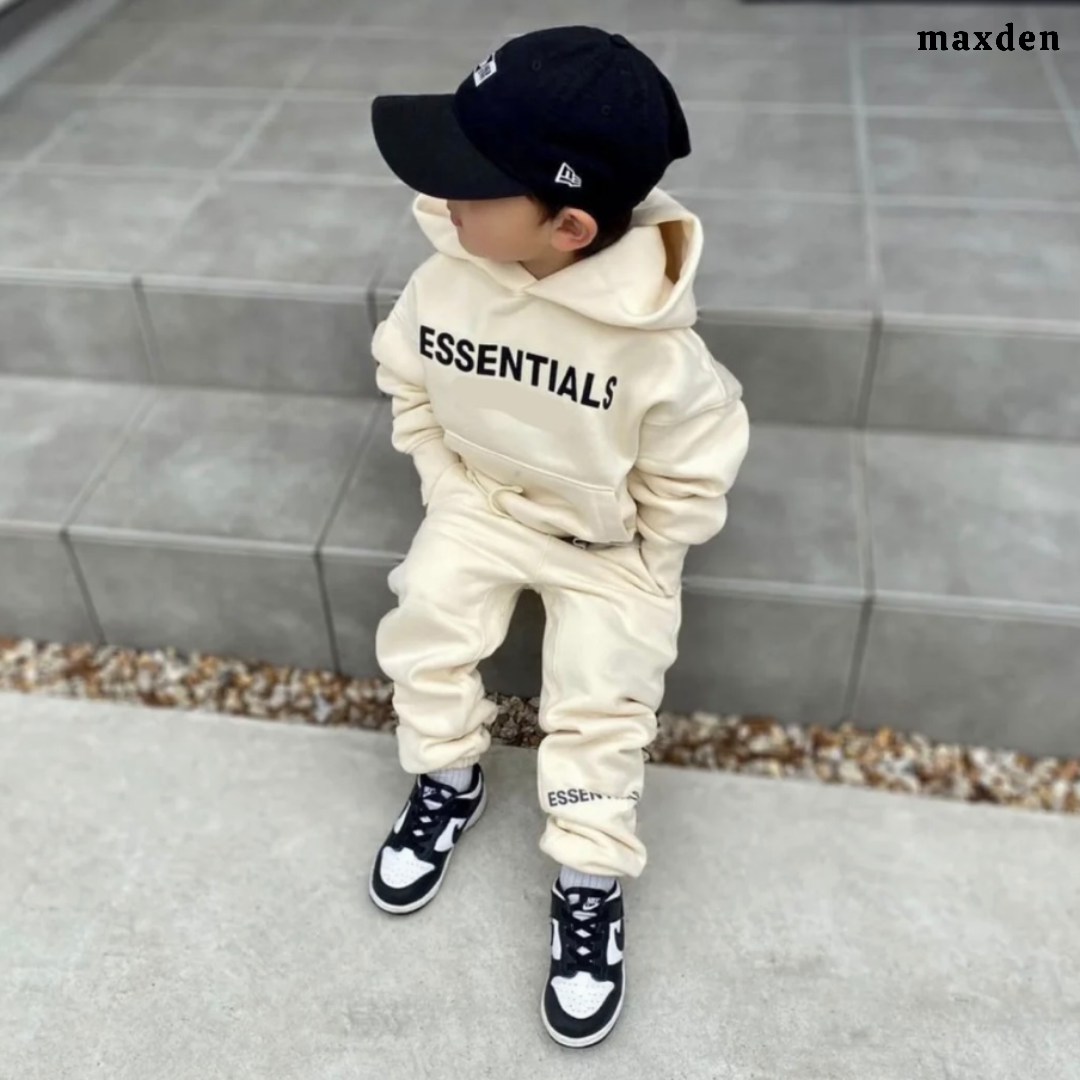 KIDS ESSENTIALS HOODIE + FREE TRACKPANTS