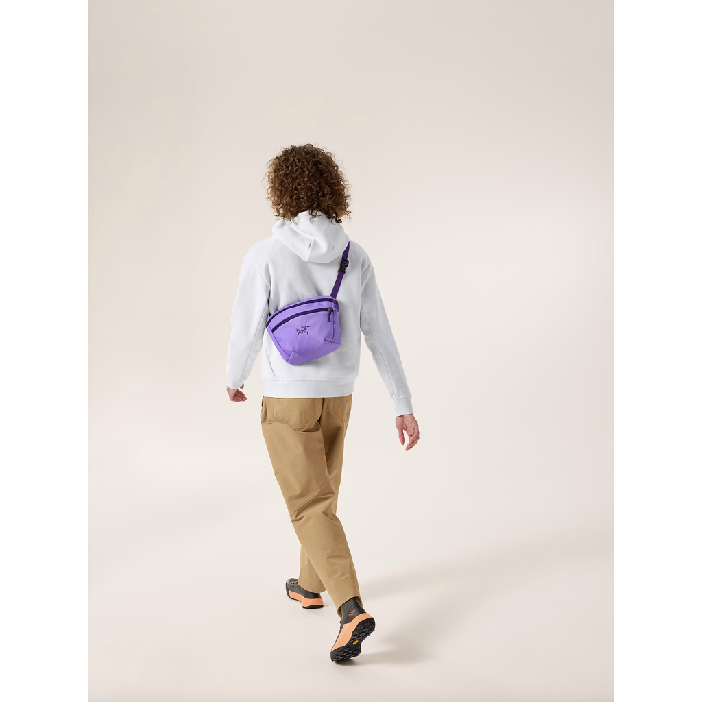Arc'teryx Mantis 2 Waist Pack in Aster/Azalea