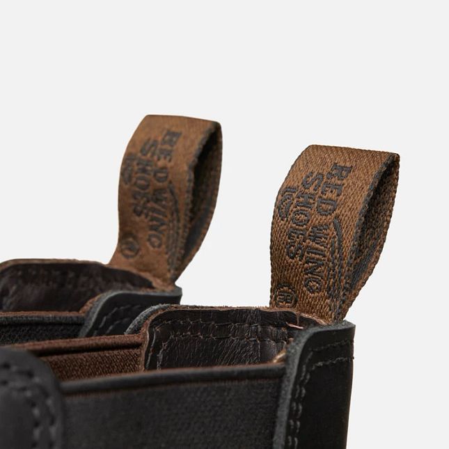 Red Wing Men's 6-inch Classic Chelsea in Black Harness Leather